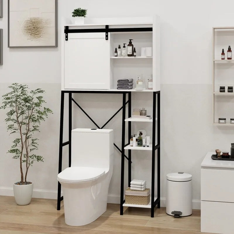 Meuble de rangement blanc à poser au-dessus des toilettes avec porte coulissante style grange et étagères ouvertes
